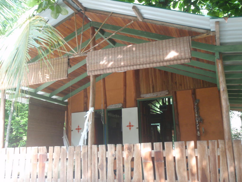 Pachamama Tropical Garden Lodge Malpais Room photo